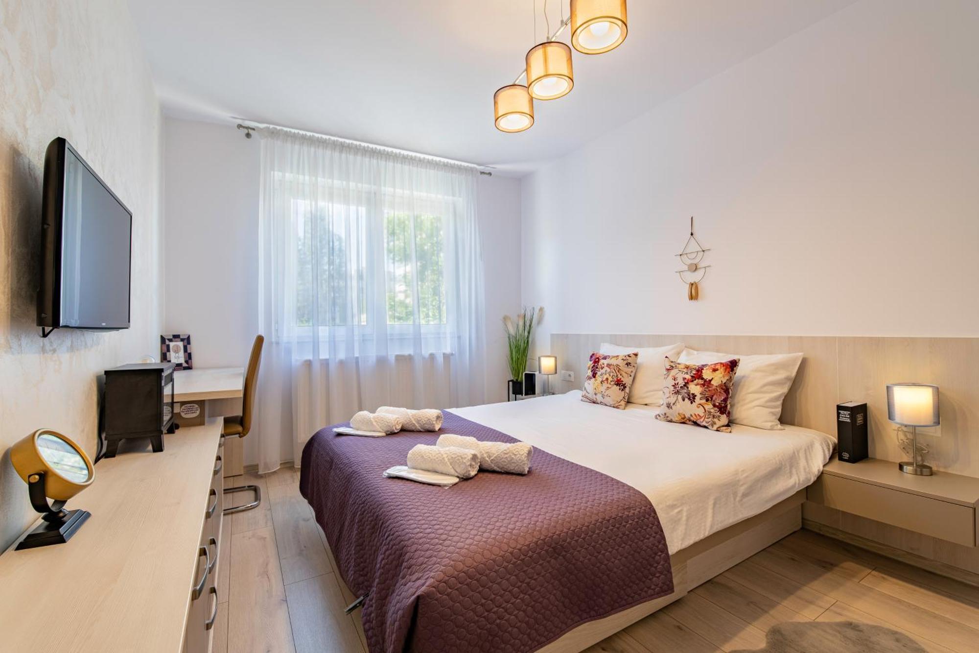 Springhome - Cozy Apartment With Balcony & Parking Brașov Exterior foto